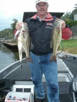 image 8 pound largemouth and 5 big spots 007.JPG
